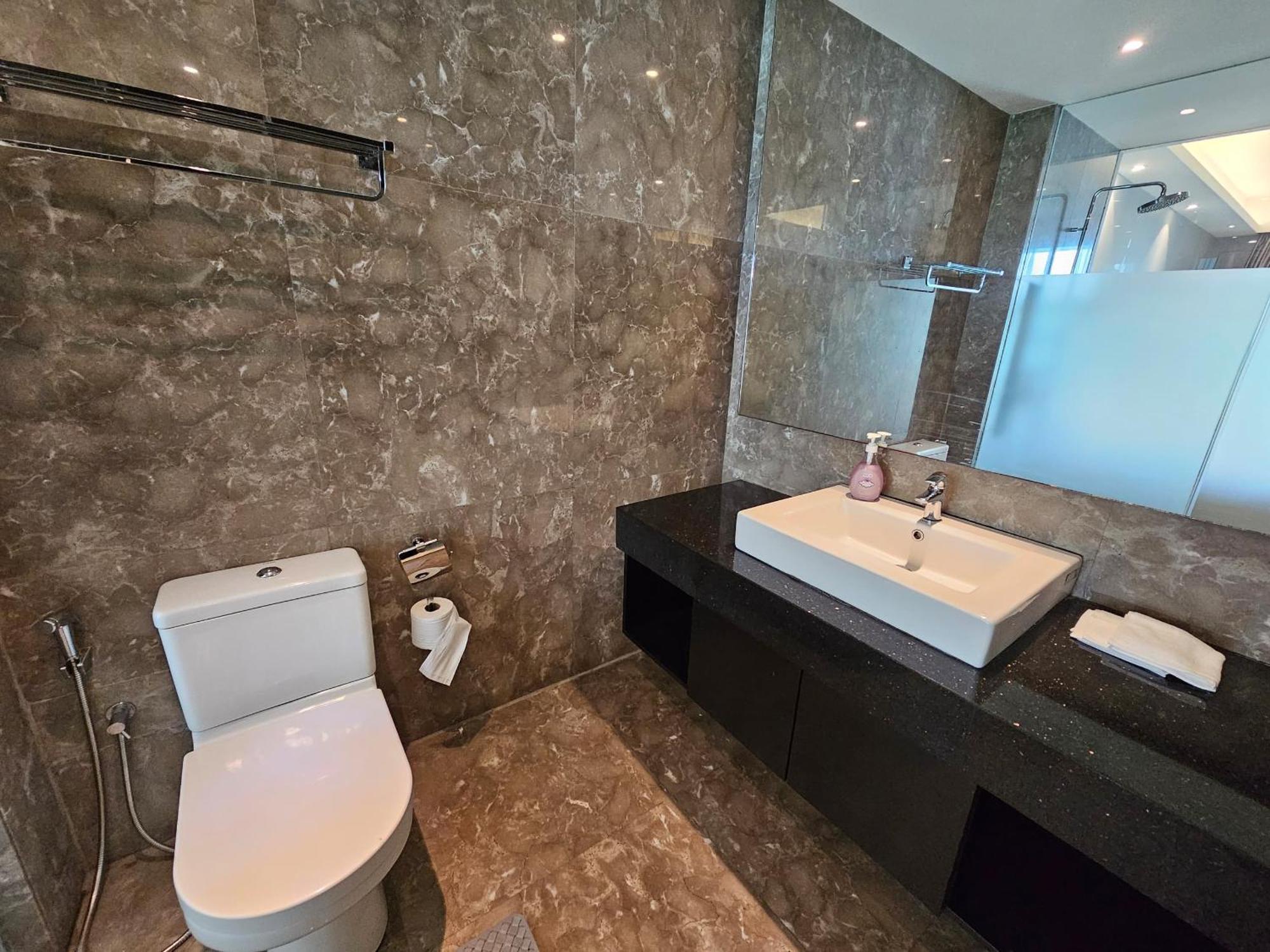 Shore Studio Rivercity View Malacca Екстер'єр фото